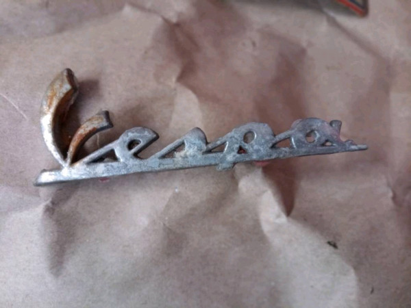 Vespa Schriftzug Emblem