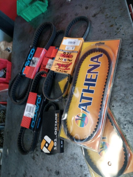 Aprilia sr50 Piaggio Fly Liberty Keilriemen Antriebsriemen 811