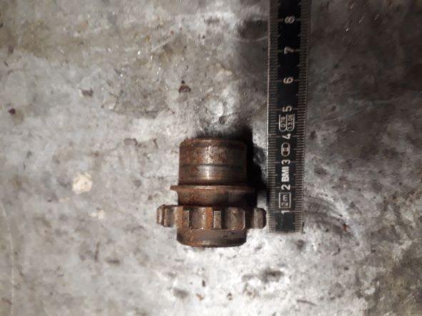 IWL Ritzel auf Kurbelwelle