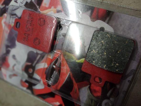 Bremsbeläge Vorn Aprilia Piaggio MALOSSI Sport VESPA, PIAGGIO, GILERA, APRILIA, PEUGEOT, MA