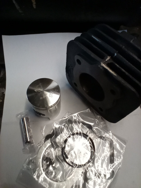 Vespa ET2 LX S Piaggio sfera Fly 50 2Takt 2T AC Zylinder.